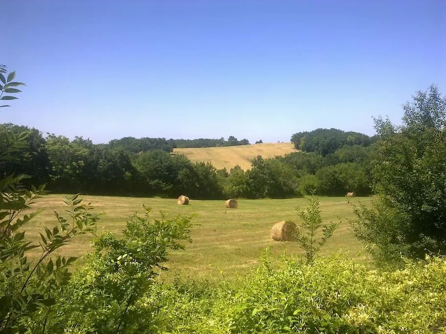 Maison De Charme Avec Terrain Et Piscine Privee Montaigu-de-Quercy