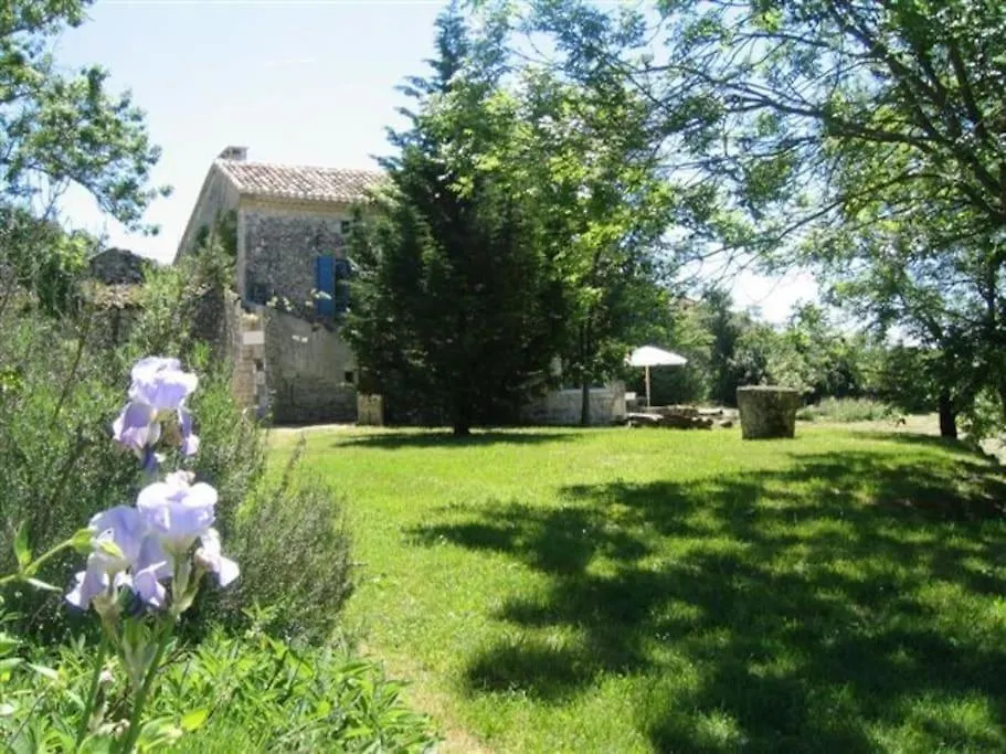 Maison De Charme Avec Terrain Et Piscine Privee Montaigu-de-Quercy