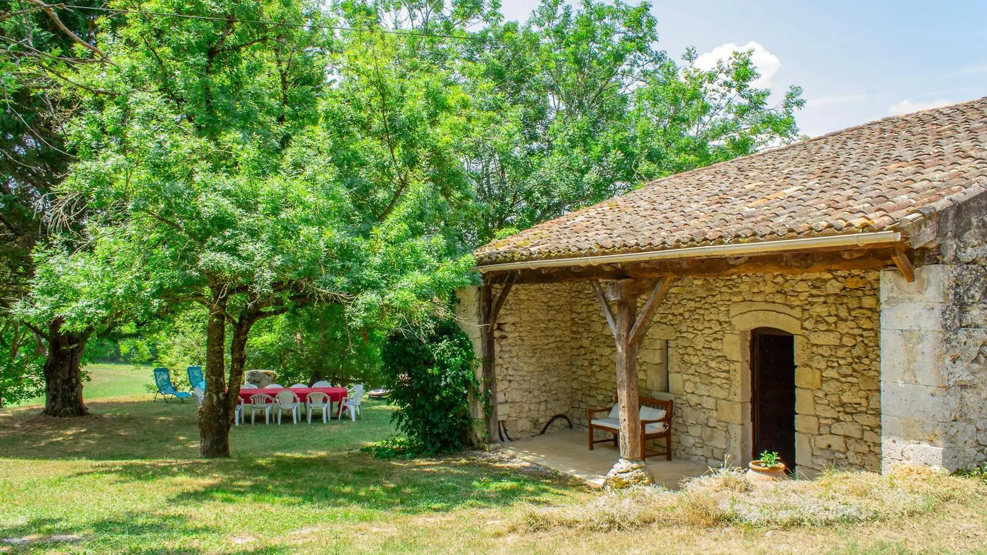 Maison De Charme Avec Terrain Et Piscine Privee Montaigu-de-Quercy